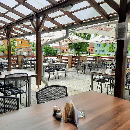 Maderic 3* Moravský Žižkov