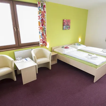 Maderic 3* Moravský Žižkov